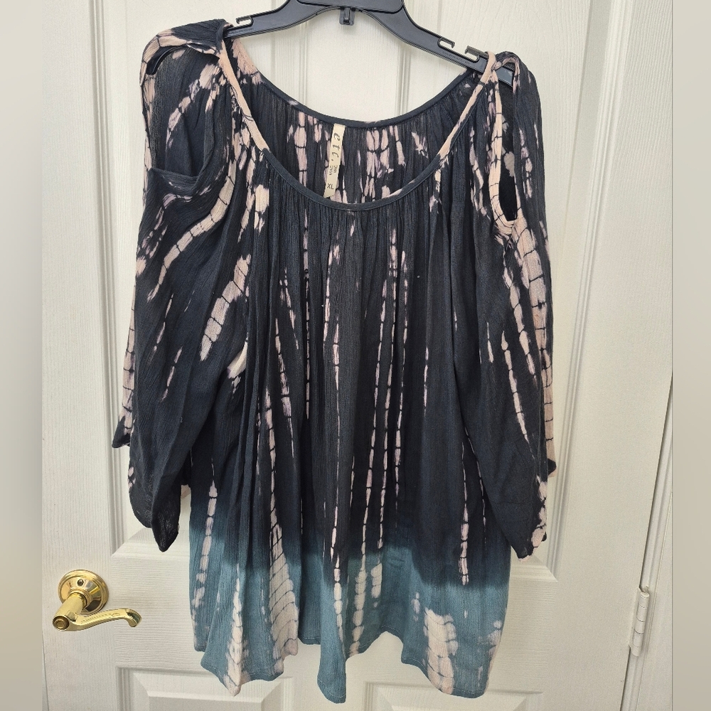 ETC  Black and Blue Boho Tunic 1X
